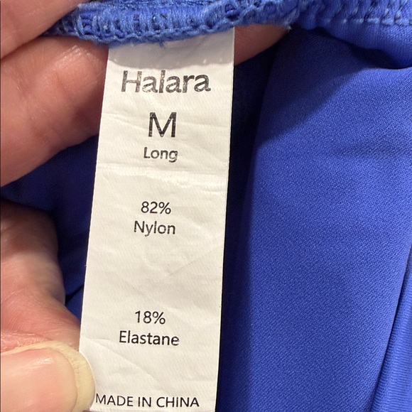 HALARA Set of 3 Super High Waisted Pocket Activewear Yoga 5 Inch Shorts Size M - Picture 9 of 16